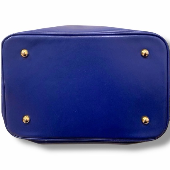 Samantha Thavasa Blue Leather Drawstring Bucket Bag Gold Hardware Crossbody - Picture 6 of 9